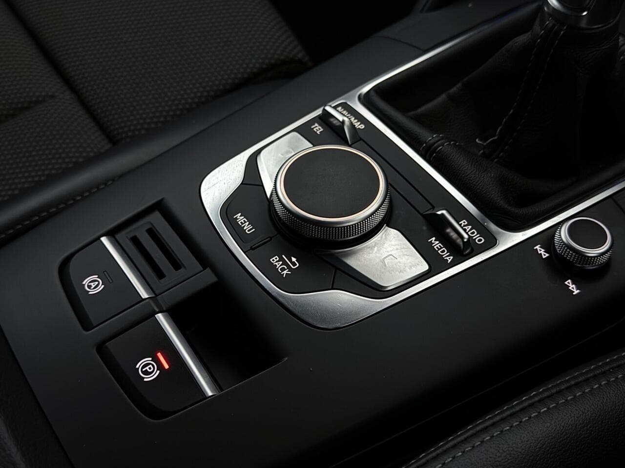 Audi A3 thumbnail Misc Controls