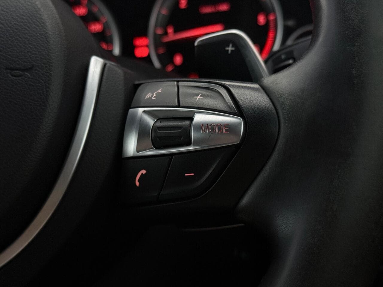 BMW X4 thumbnail Misc Controls