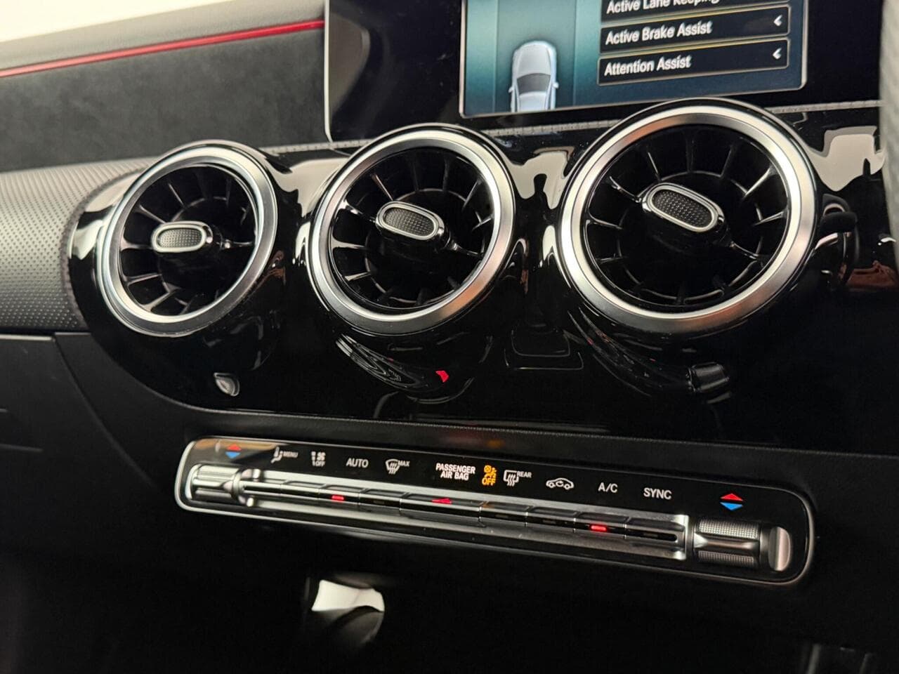 Mercedes-Benz A Class thumbnail Interior Front