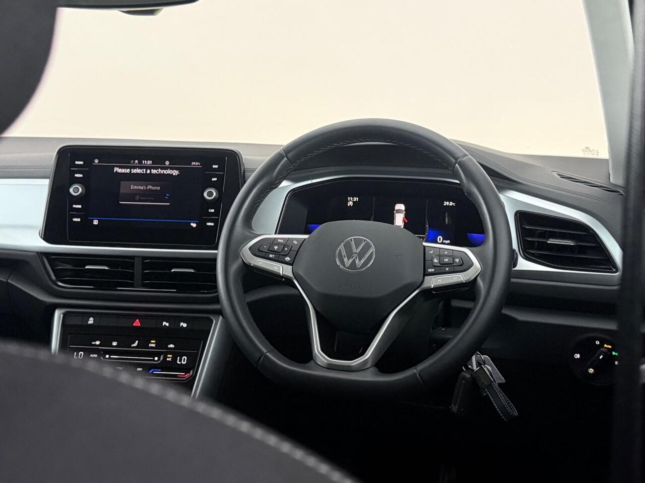 Volkswagen T-Roc thumbnail Steering Wheel