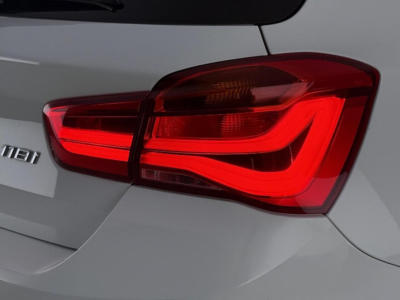 BMW 1 Series thumbnail Lights Rear