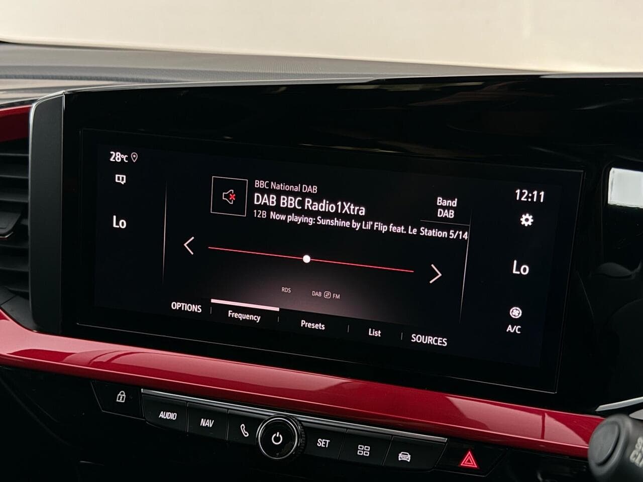 Vauxhall Mokka thumbnail Infotainment System