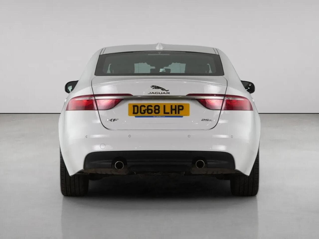 Jaguar XF thumbnail Rear