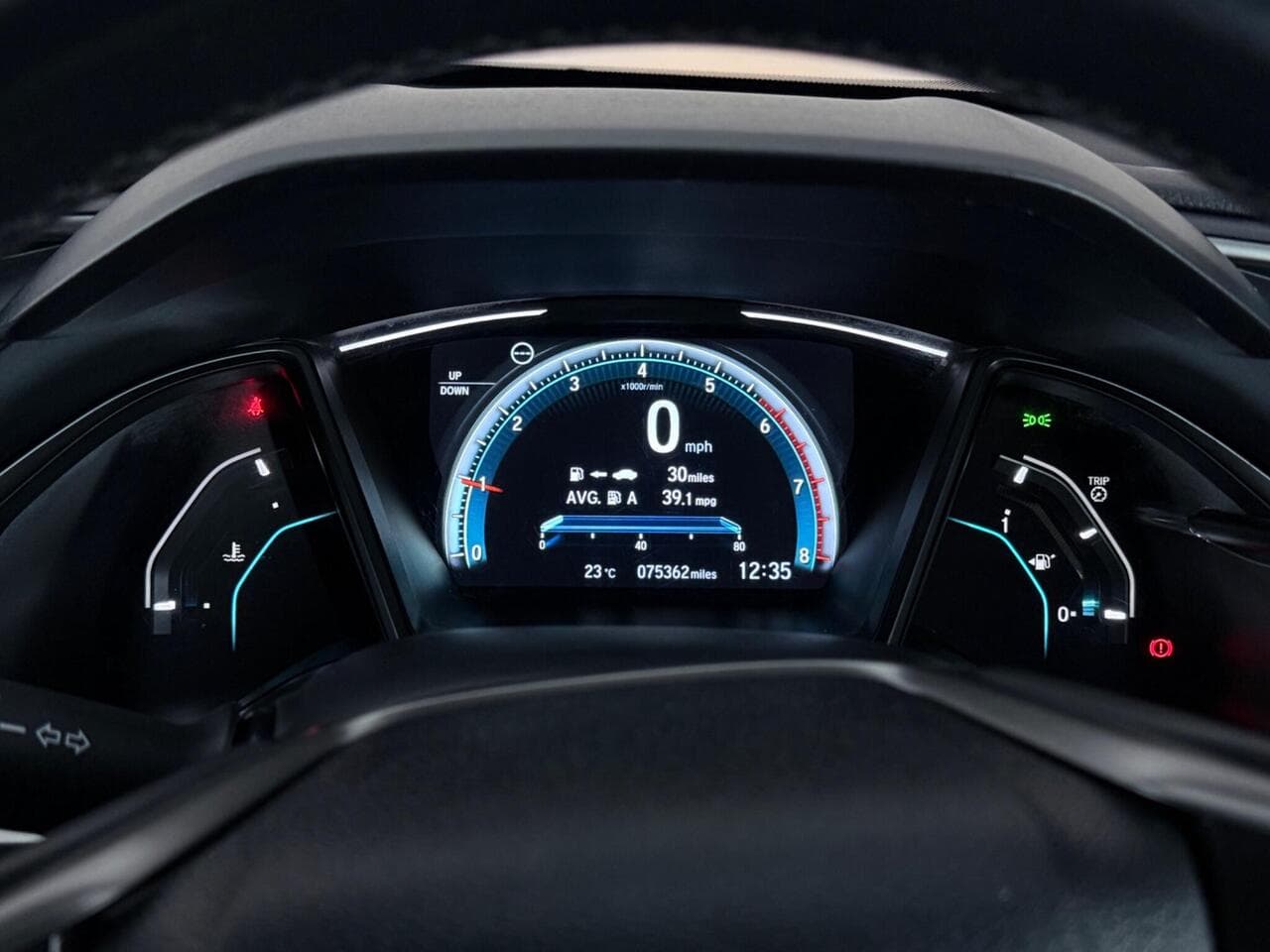 Honda Civic thumbnail Driver Instruments