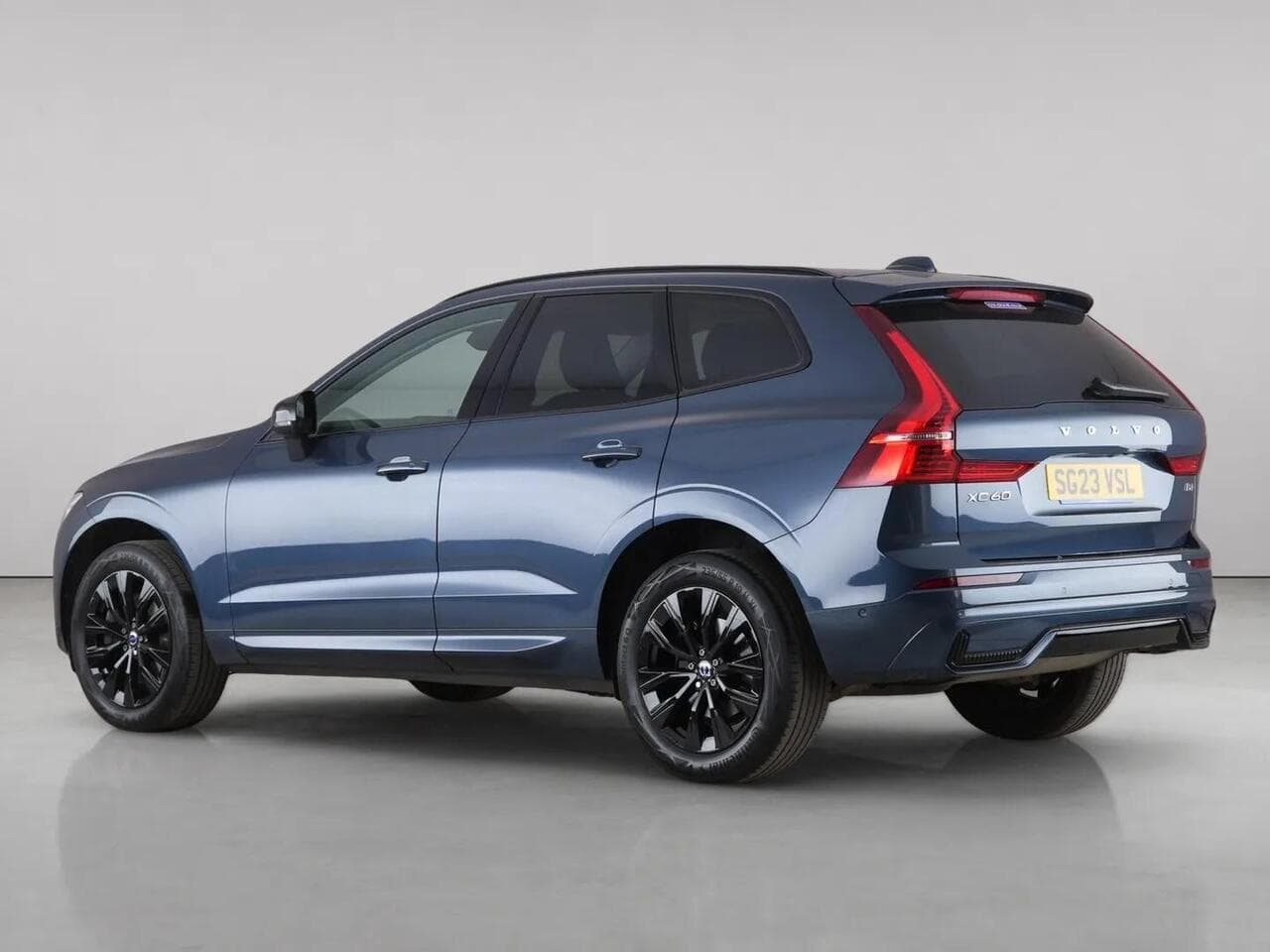 Volvo XC60 thumbnail Rear Left