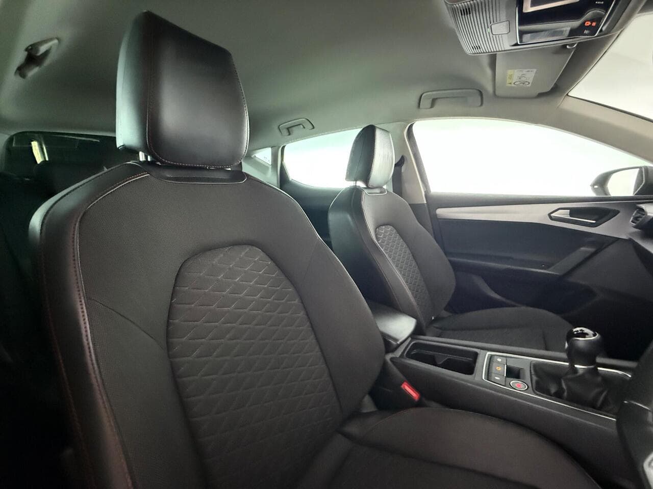 SEAT Leon thumbnail Seat Driver