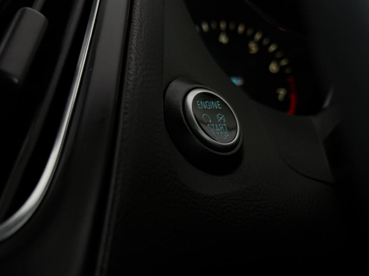 Ford Focus thumbnail Misc Controls