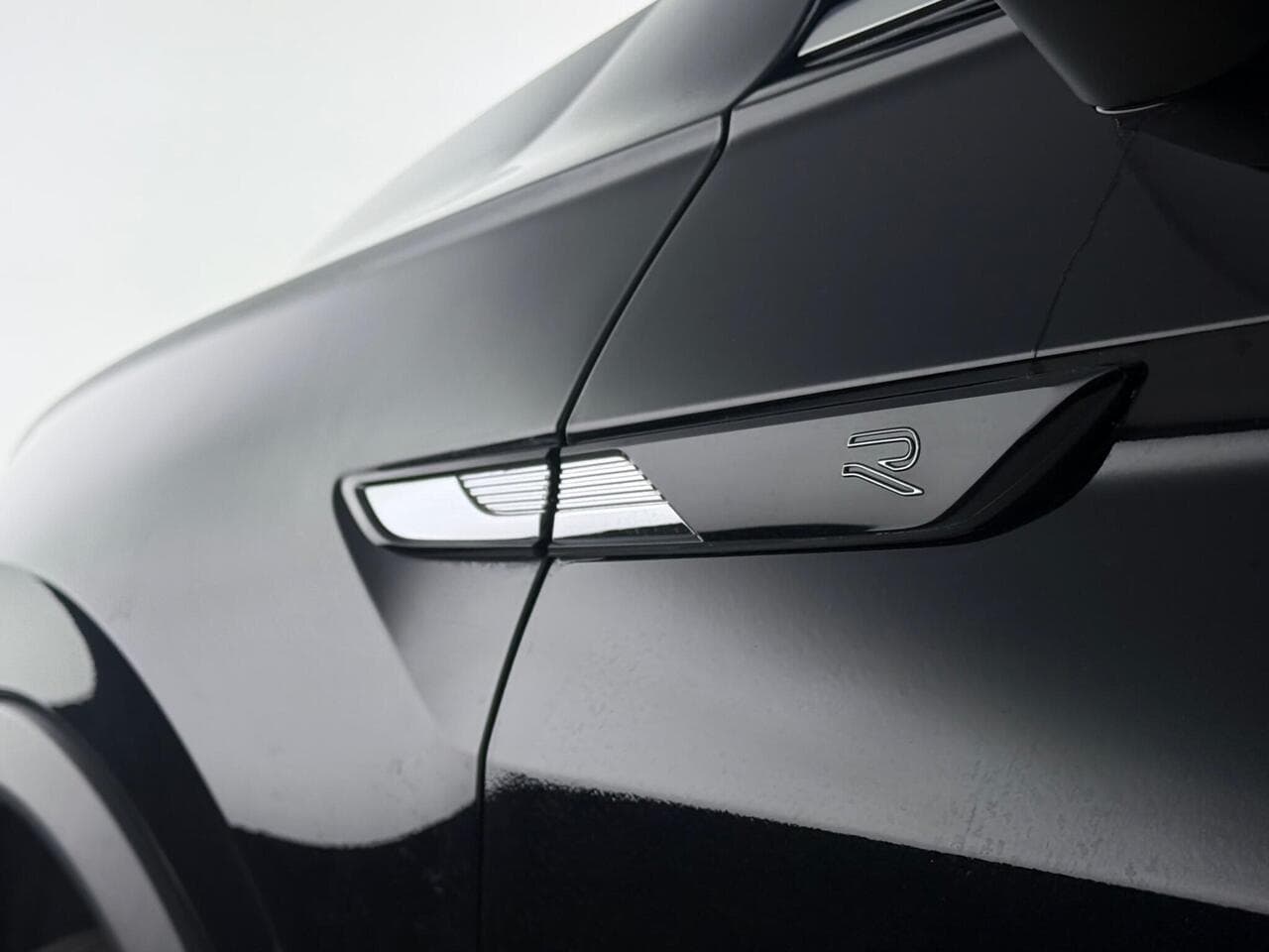 Volkswagen Tiguan thumbnail Door Handle Exterior