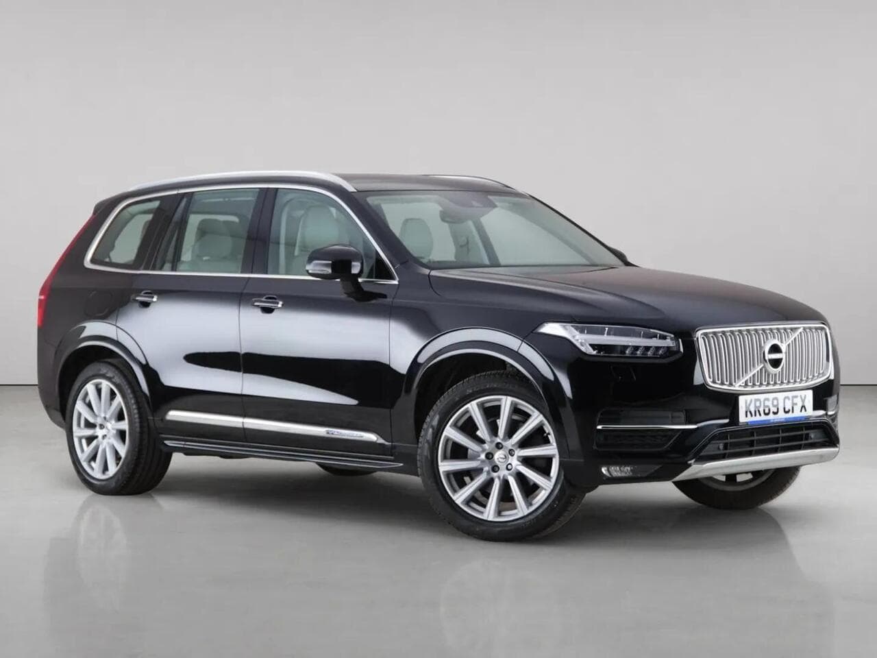 Volvo XC90 - Volvo XC90 2.0 D5 PowerPulse Inscription Auto 4WD Euro 6 (s/s) 5dr