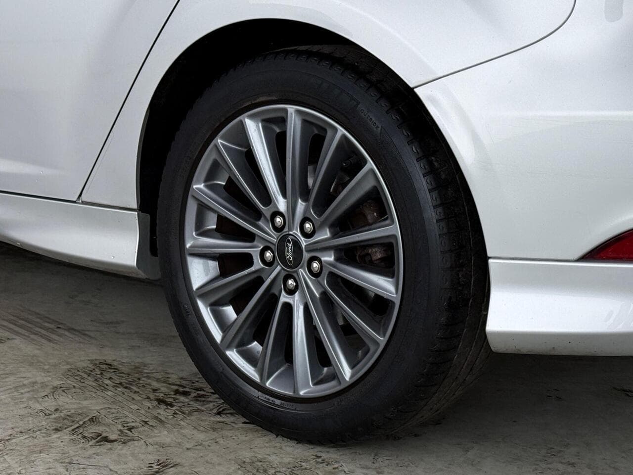 Ford Focus thumbnail Wheel