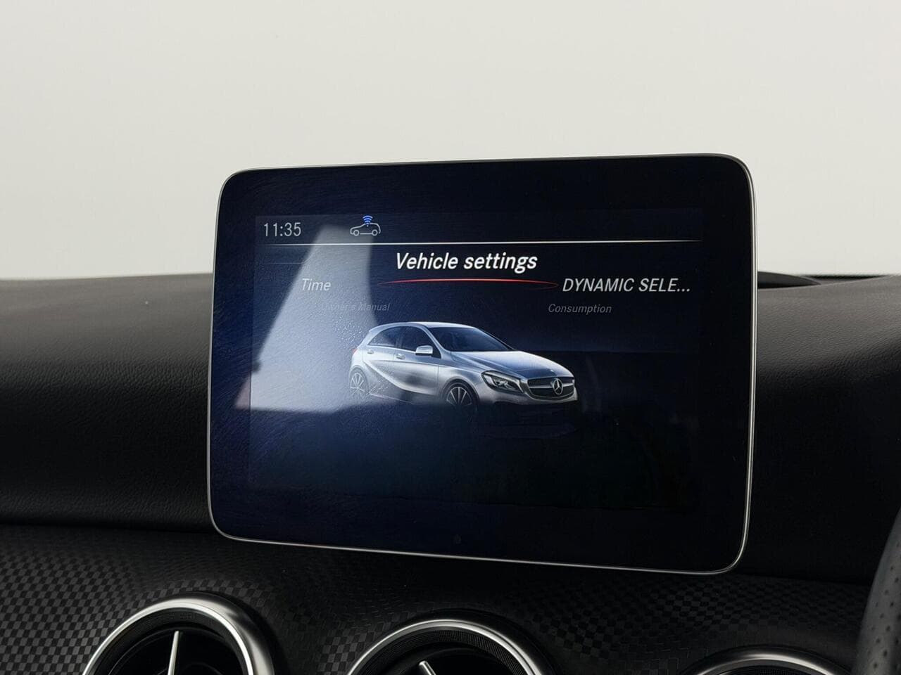 Mercedes-Benz A Class thumbnail Infotainment System