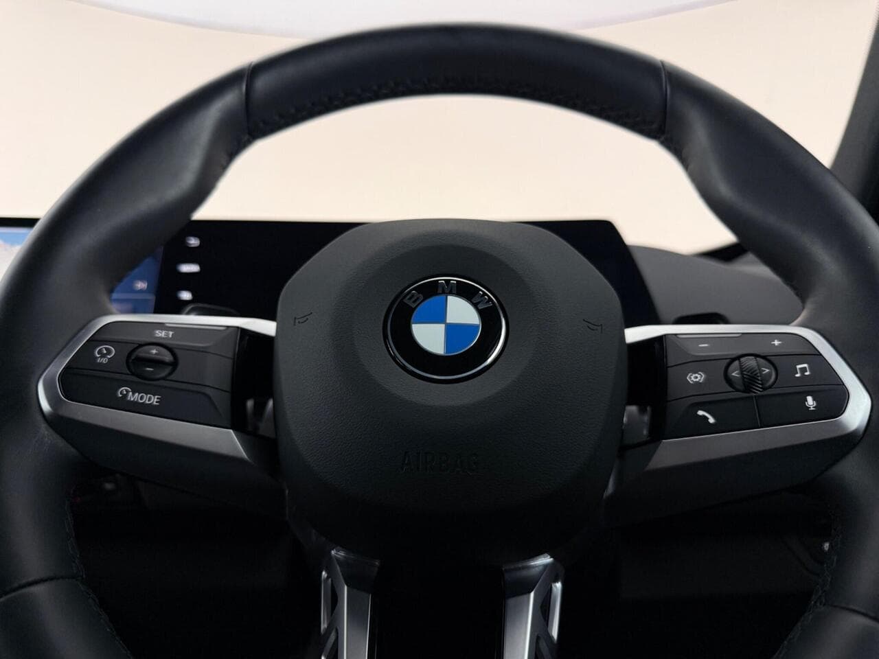 BMW X1 thumbnail Steering Wheel