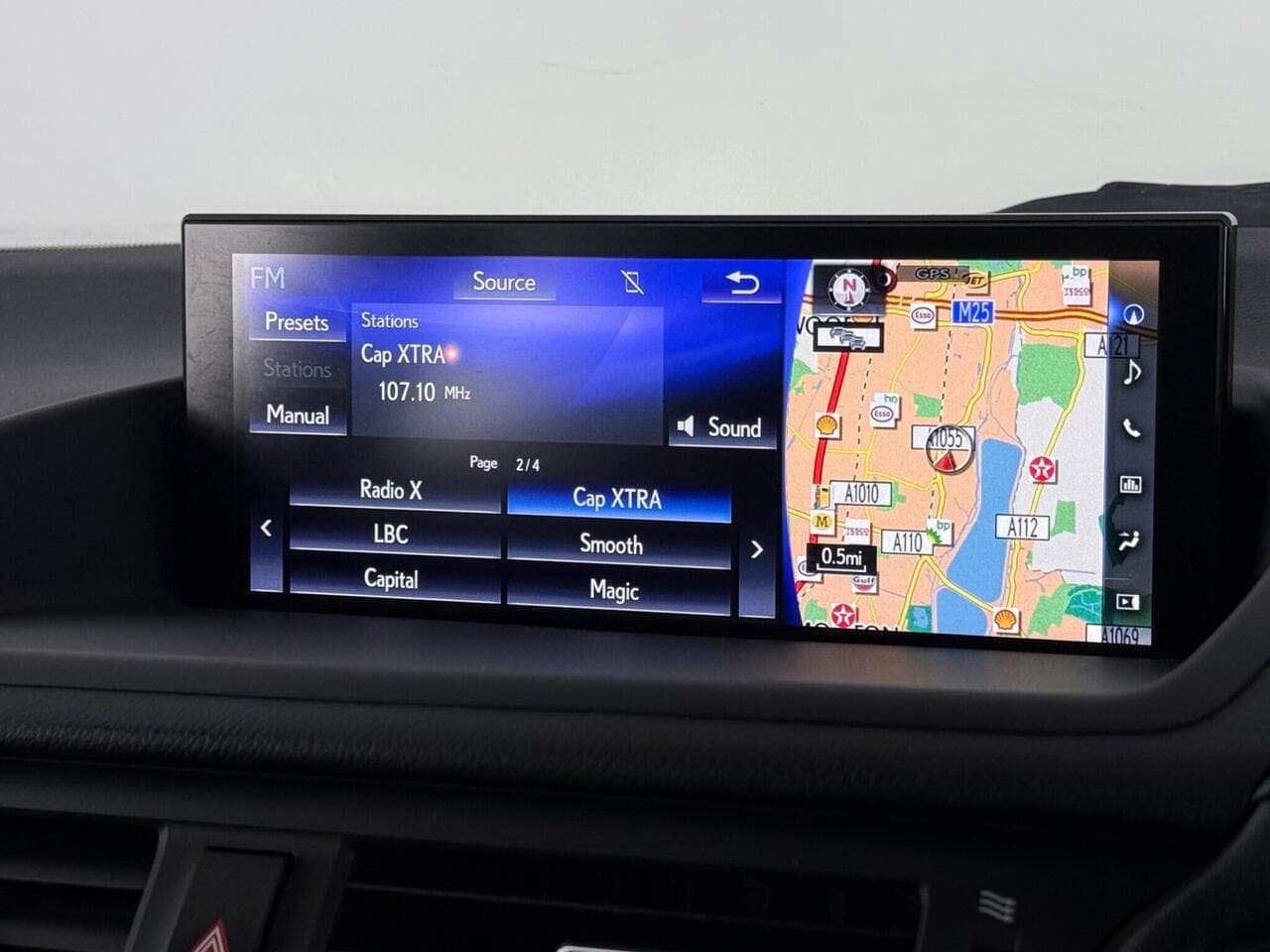 Lexus CT thumbnail Infotainment System