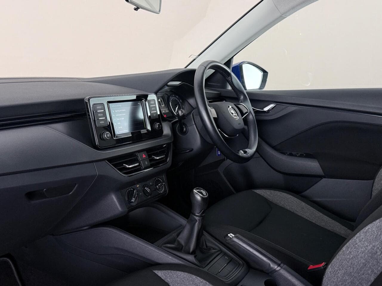 Skoda Kamiq thumbnail Interior Front