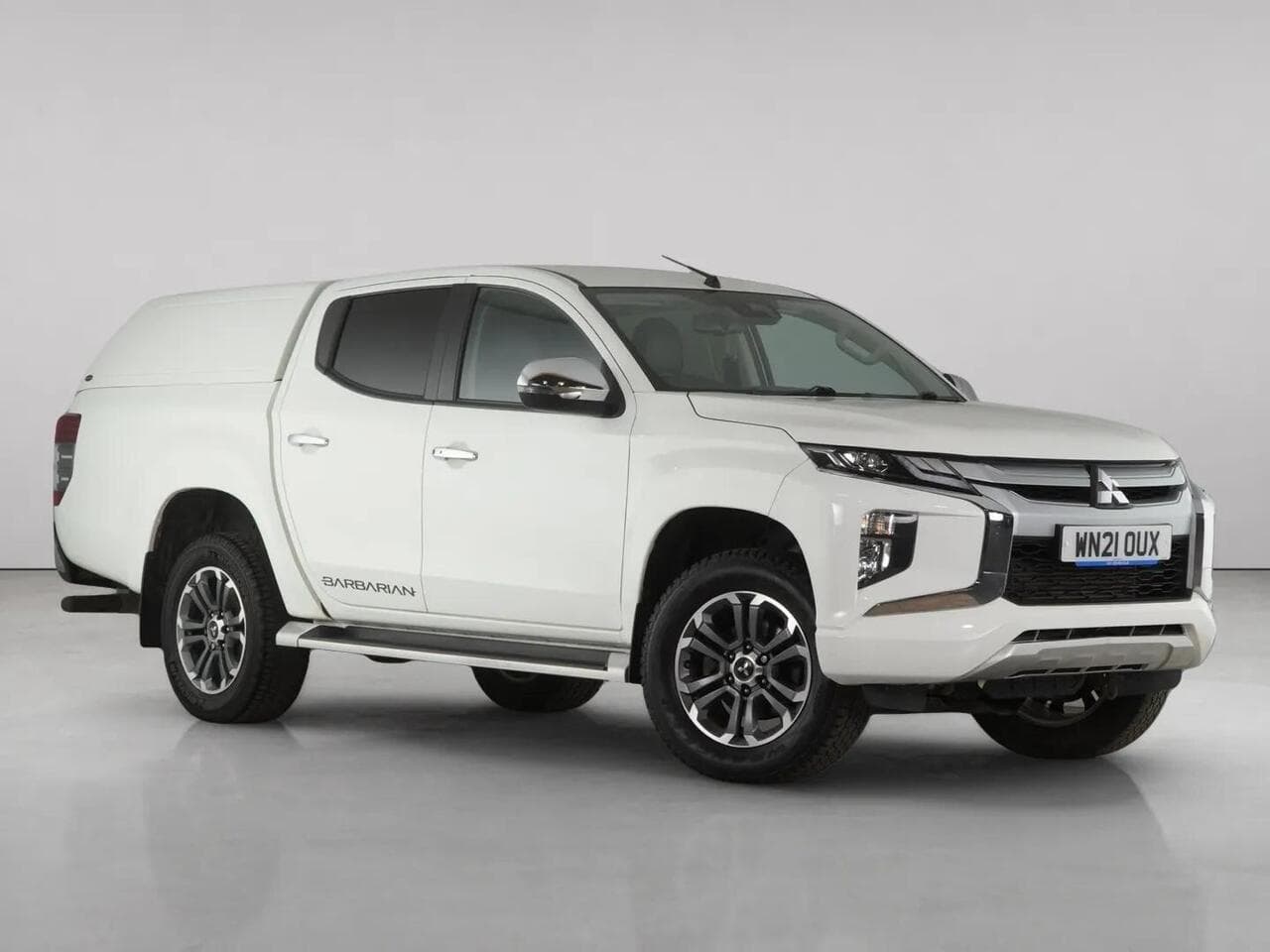 Mitsubishi L200 - Mitsubishi L200 2.2 DI-D DC Barbarian Pickup Double Cab 4dr Diesel Manual 4WD Euro 6 (s/s) (150 ps)