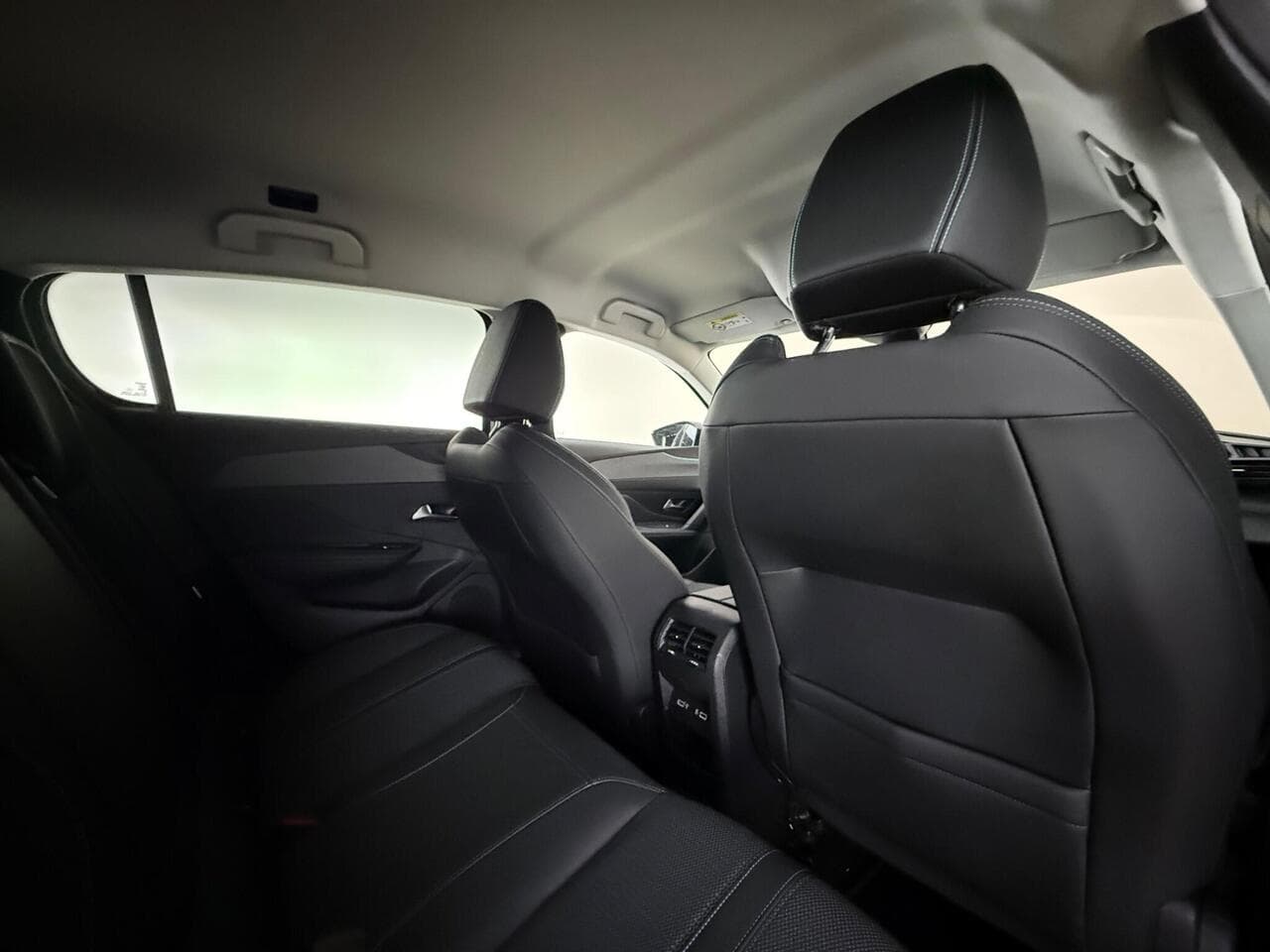 Peugeot 308 thumbnail Seats Rear