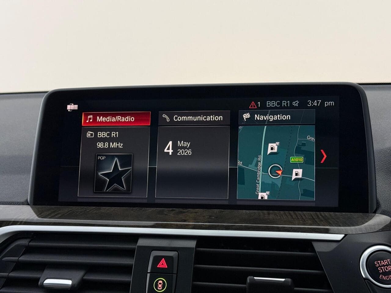 BMW X3 thumbnail Infotainment System