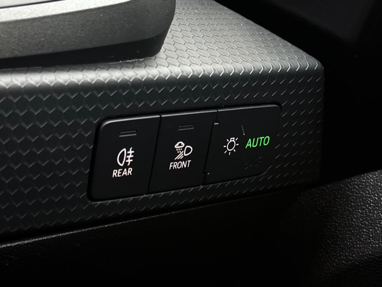 Audi A1 thumbnail Misc Controls