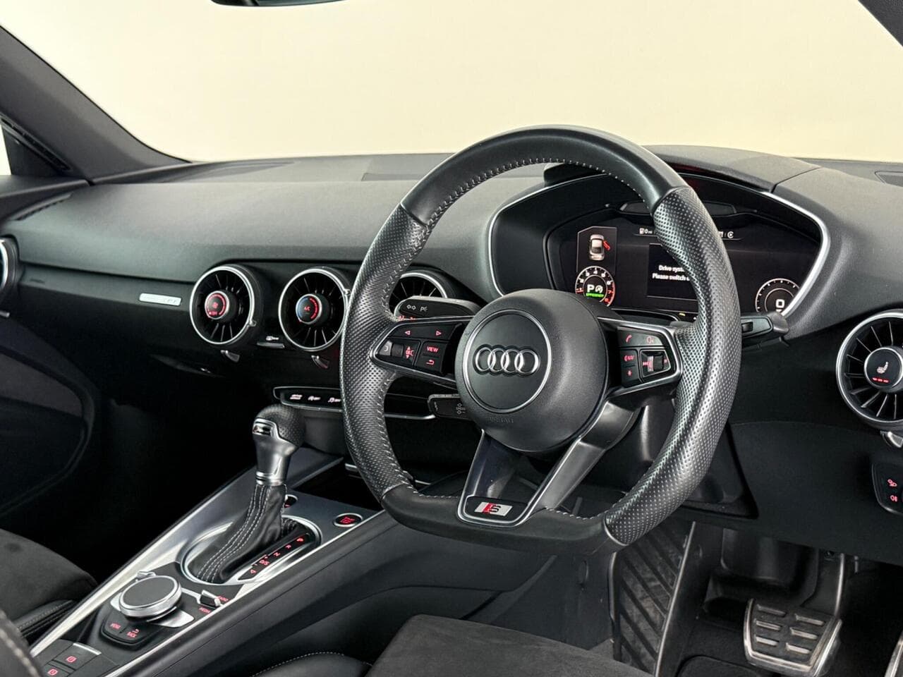 Audi TT thumbnail Interior Front