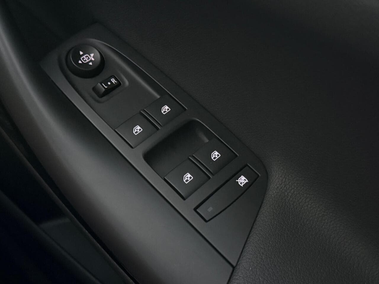 Vauxhall Astra thumbnail Misc Controls