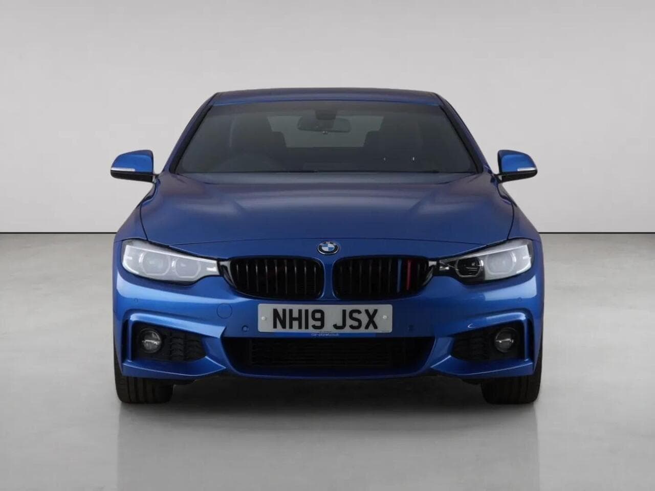BMW 4 Series thumbnail Front