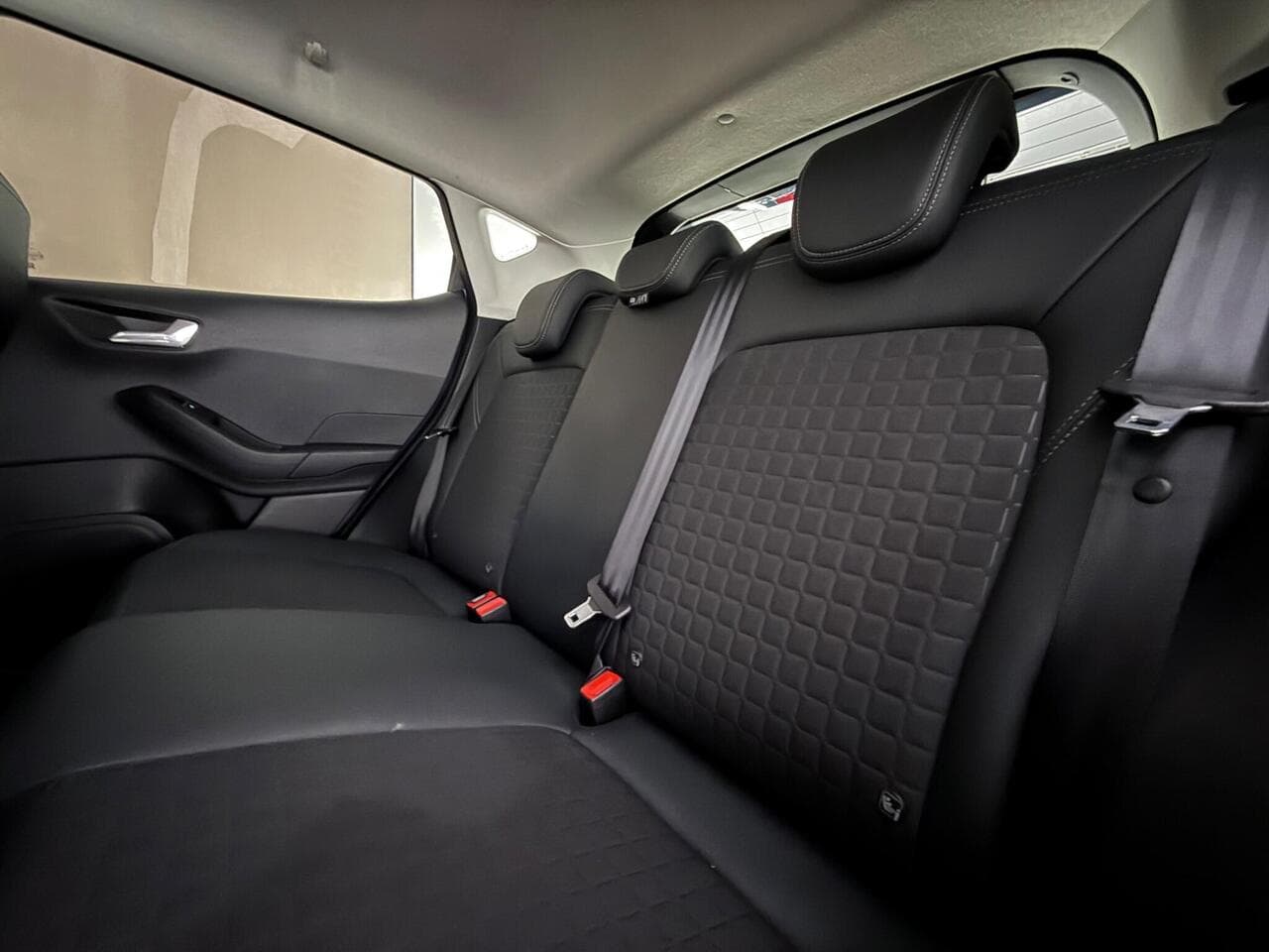 Ford Fiesta thumbnail Seats Rear