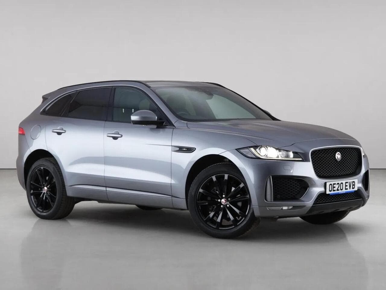 Jaguar F-PACE - Jaguar F-PACE 2.0 D180 Chequered Flag Auto AWD Euro 6 (s/s) 5dr