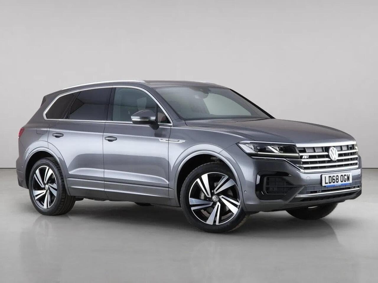 Volkswagen Touareg - Volkswagen Touareg 3.0 TDI V6 R-Line Tech Tiptronic 4Motion Euro 6 (s/s) 5dr
