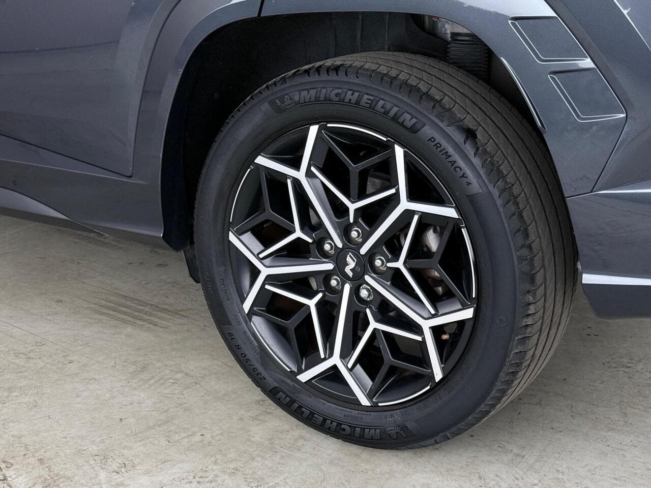 Hyundai TUCSON thumbnail Wheel