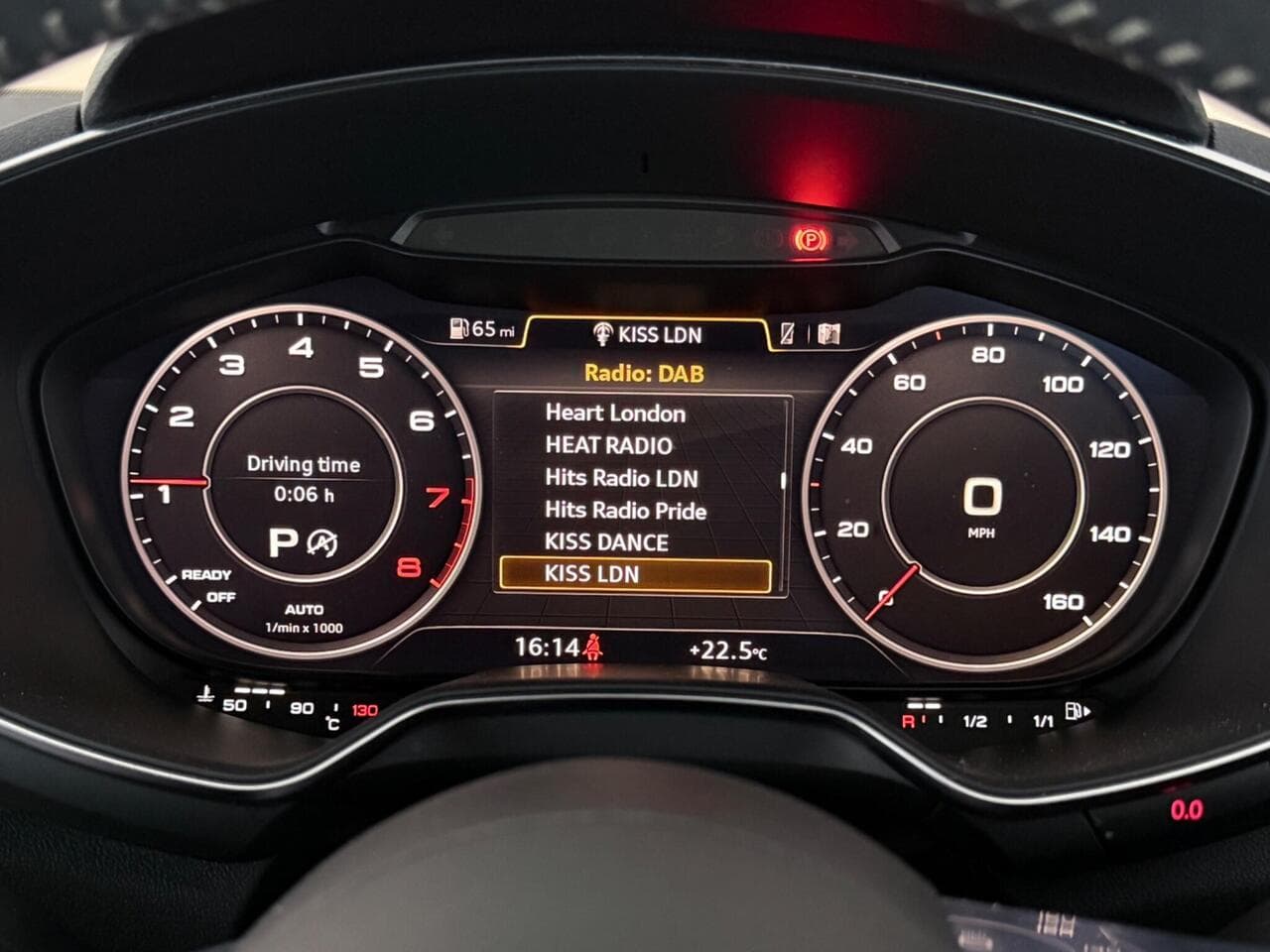 Audi TT thumbnail Driver Instruments