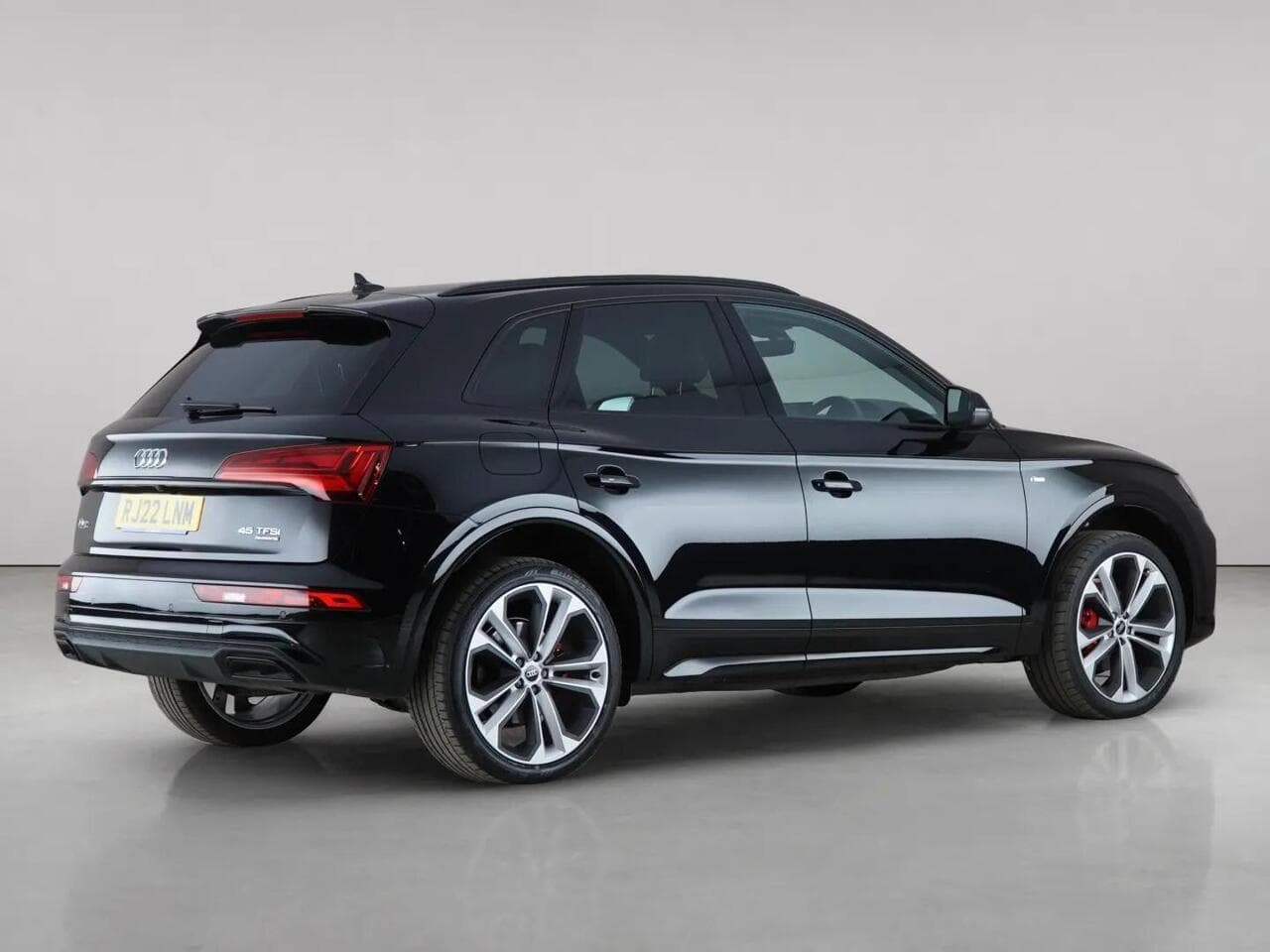 Audi Q5 thumbnail Rear Right