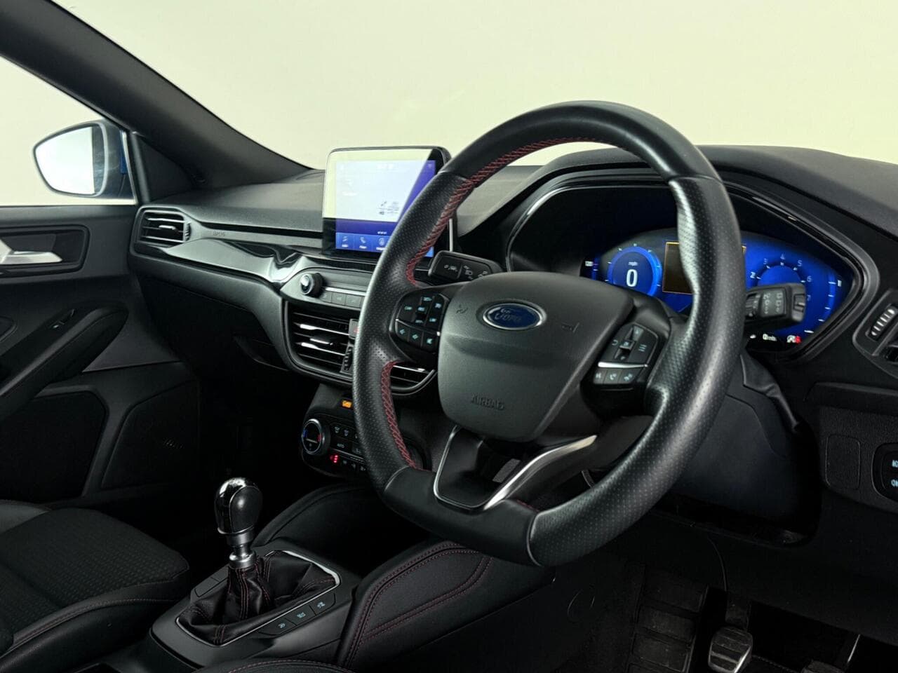 Ford Focus thumbnail Interior Front