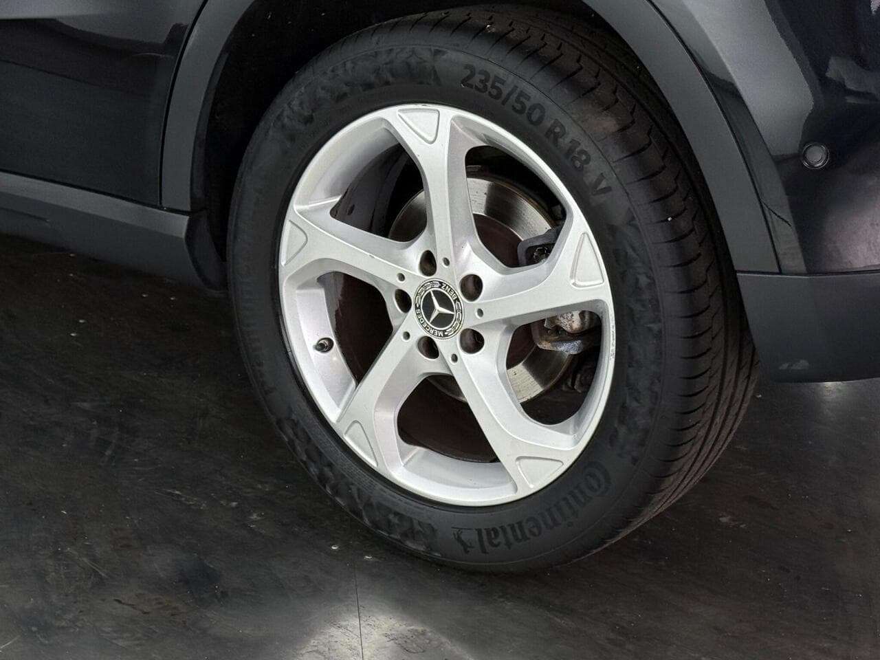 Mercedes-Benz GLA thumbnail Wheel