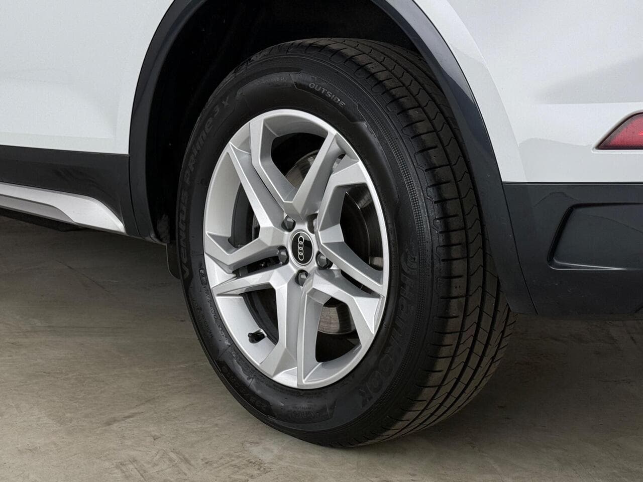 Audi Q5 thumbnail Wheel