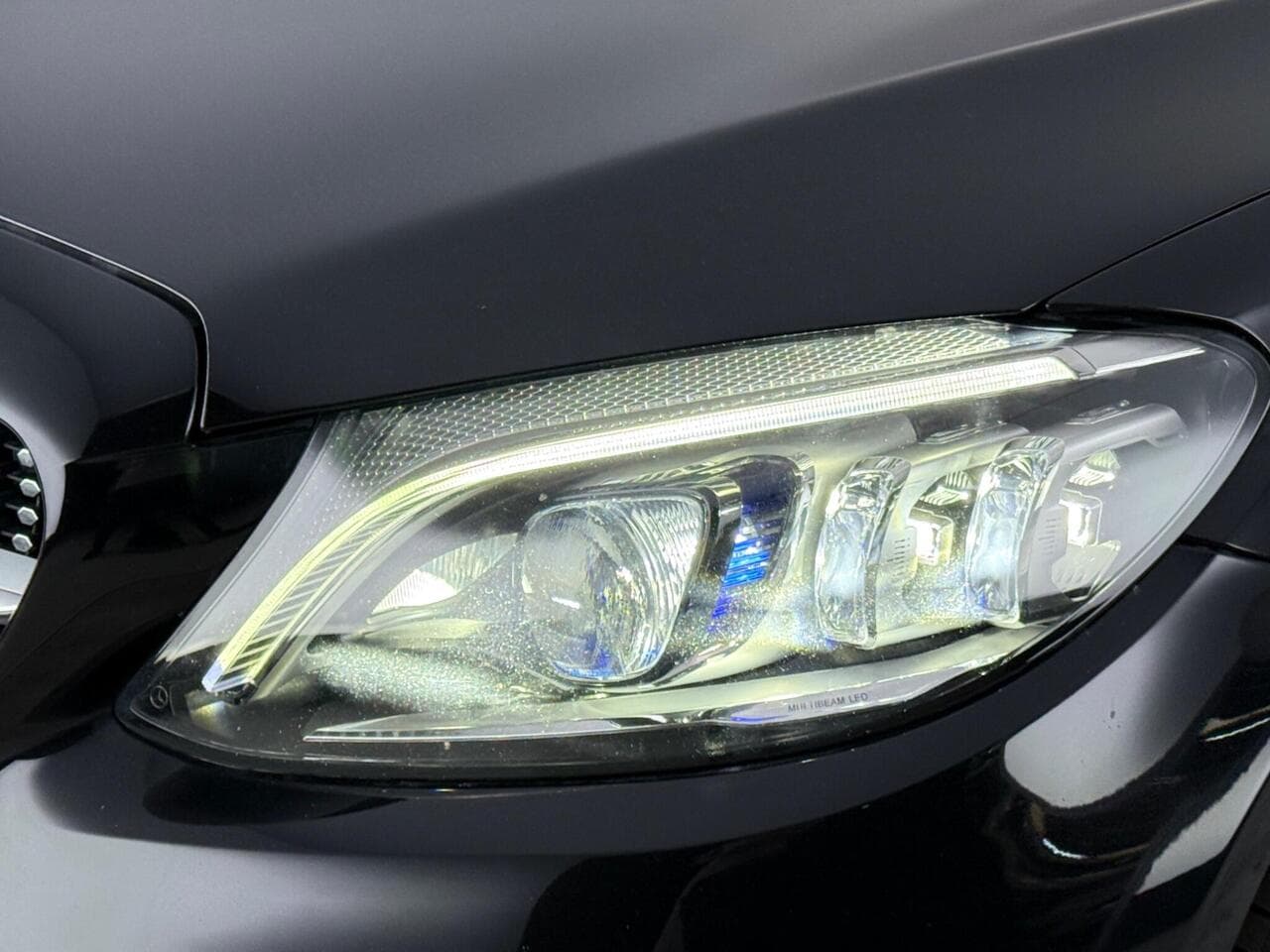 Mercedes-Benz C Class thumbnail Lights Front