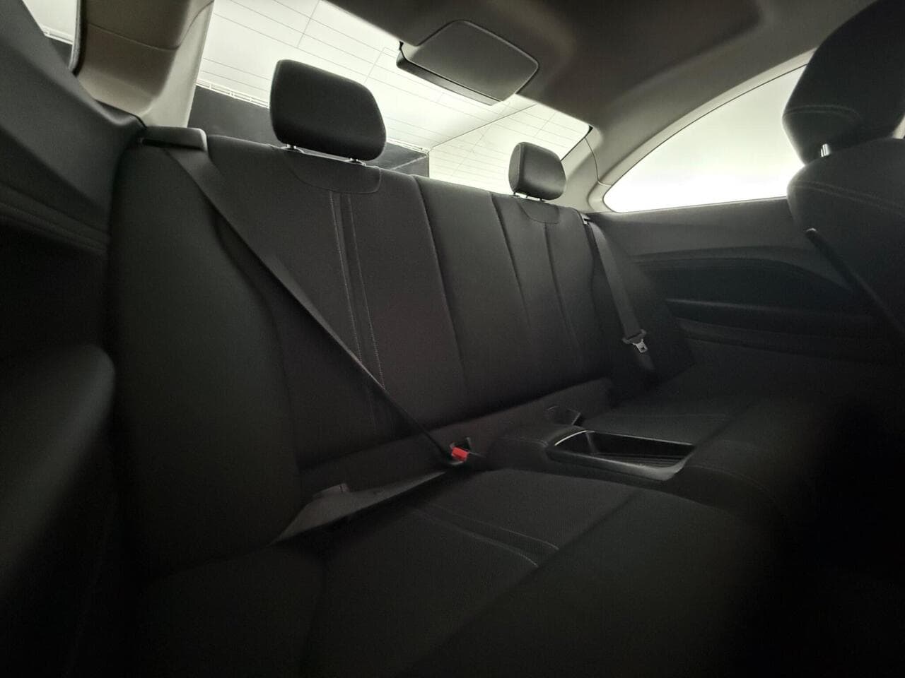 BMW 2 Series thumbnail Seats Rear