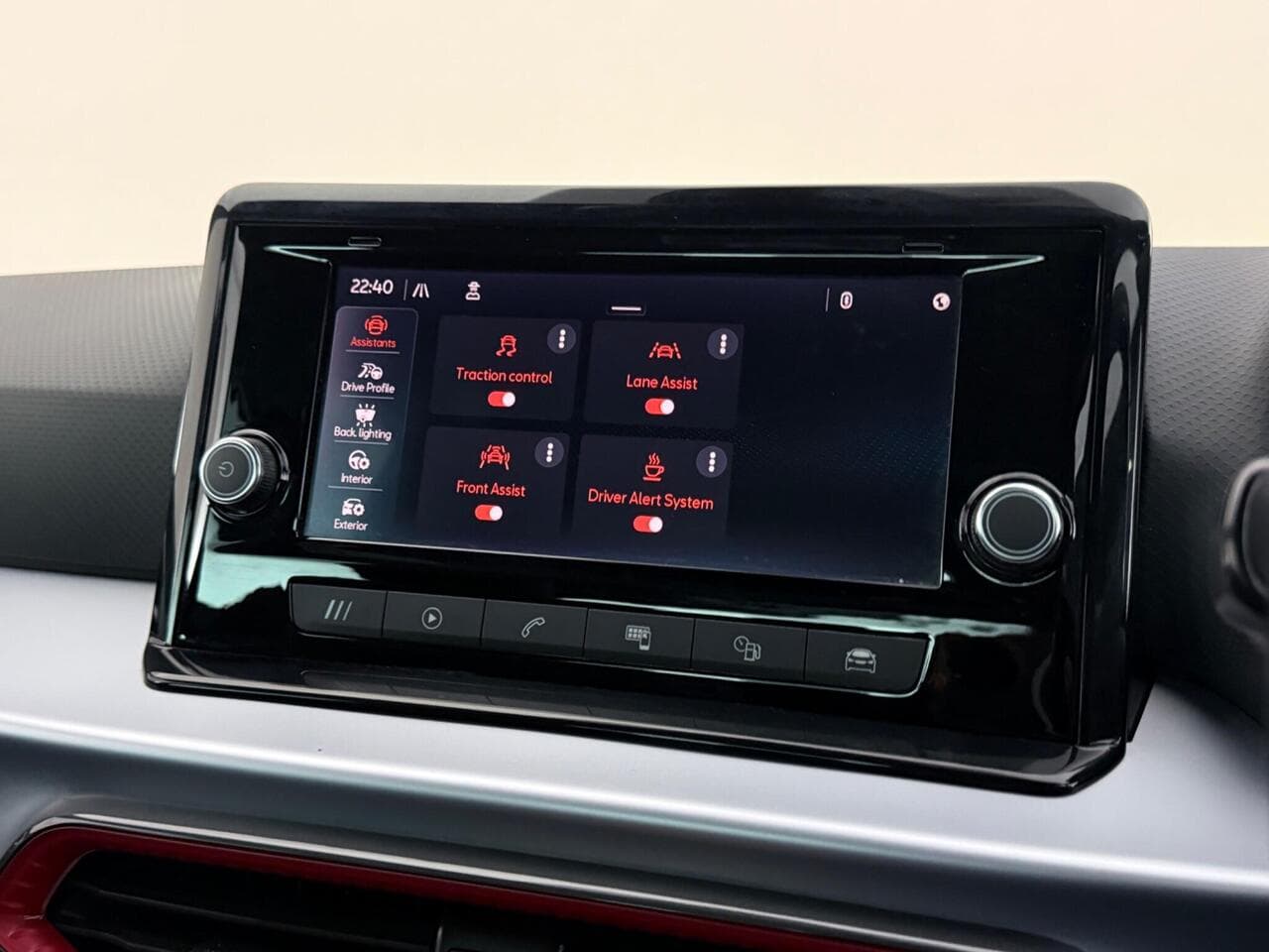 SEAT Arona thumbnail Infotainment System