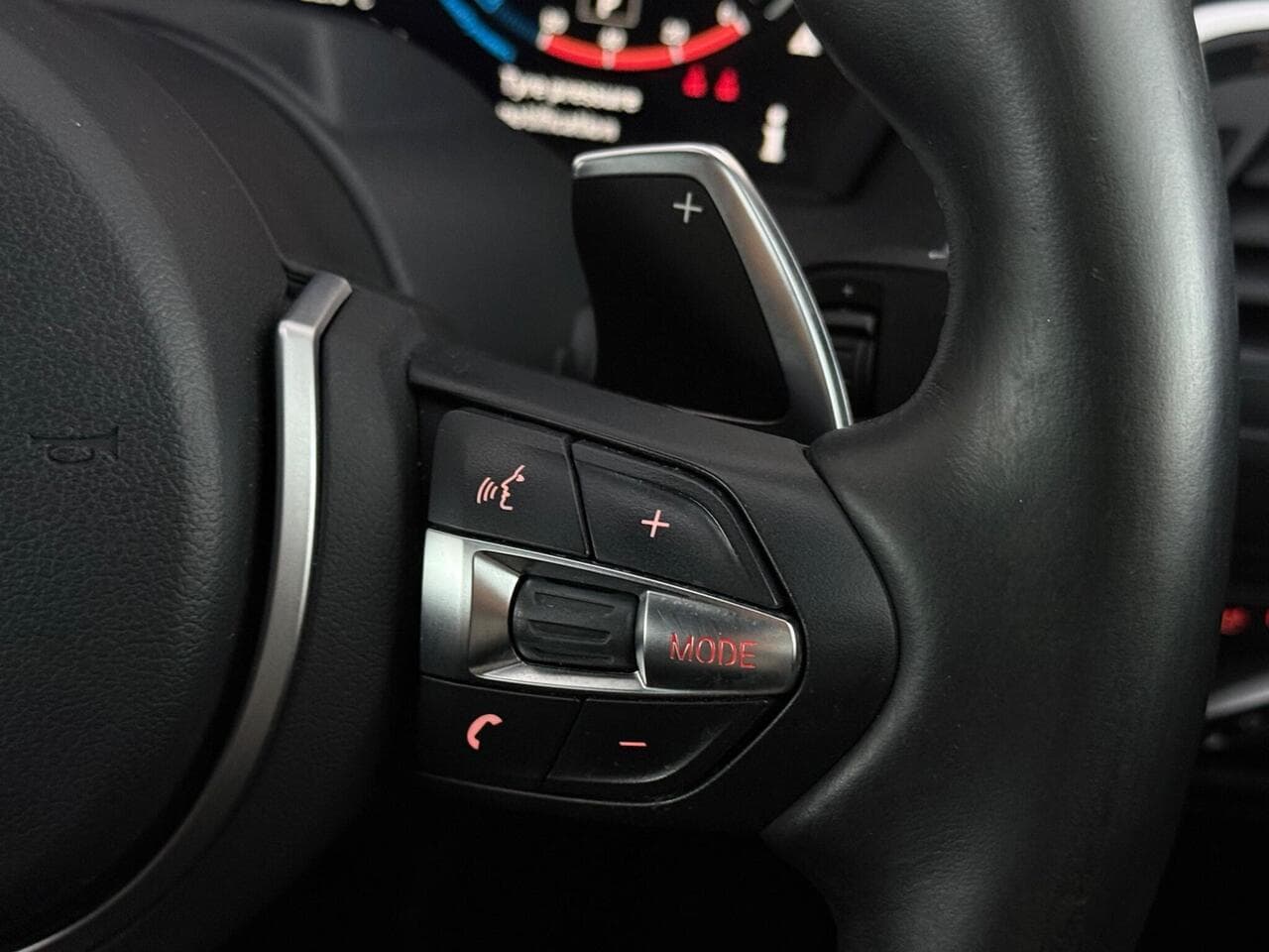 BMW 2 Series thumbnail Misc Controls