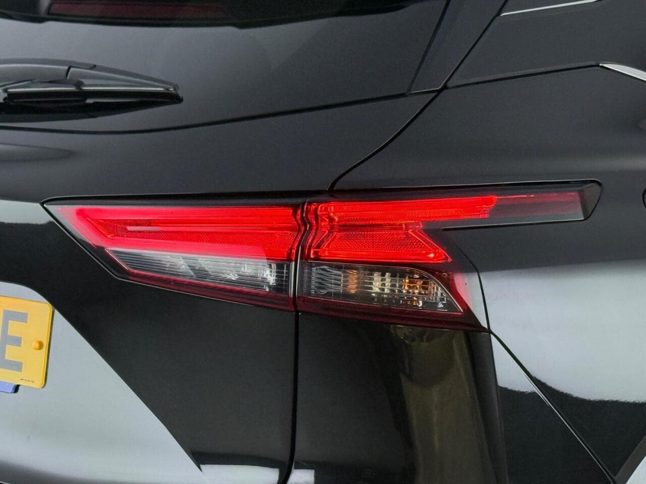 Nissan Qashqai thumbnail Lights Rear