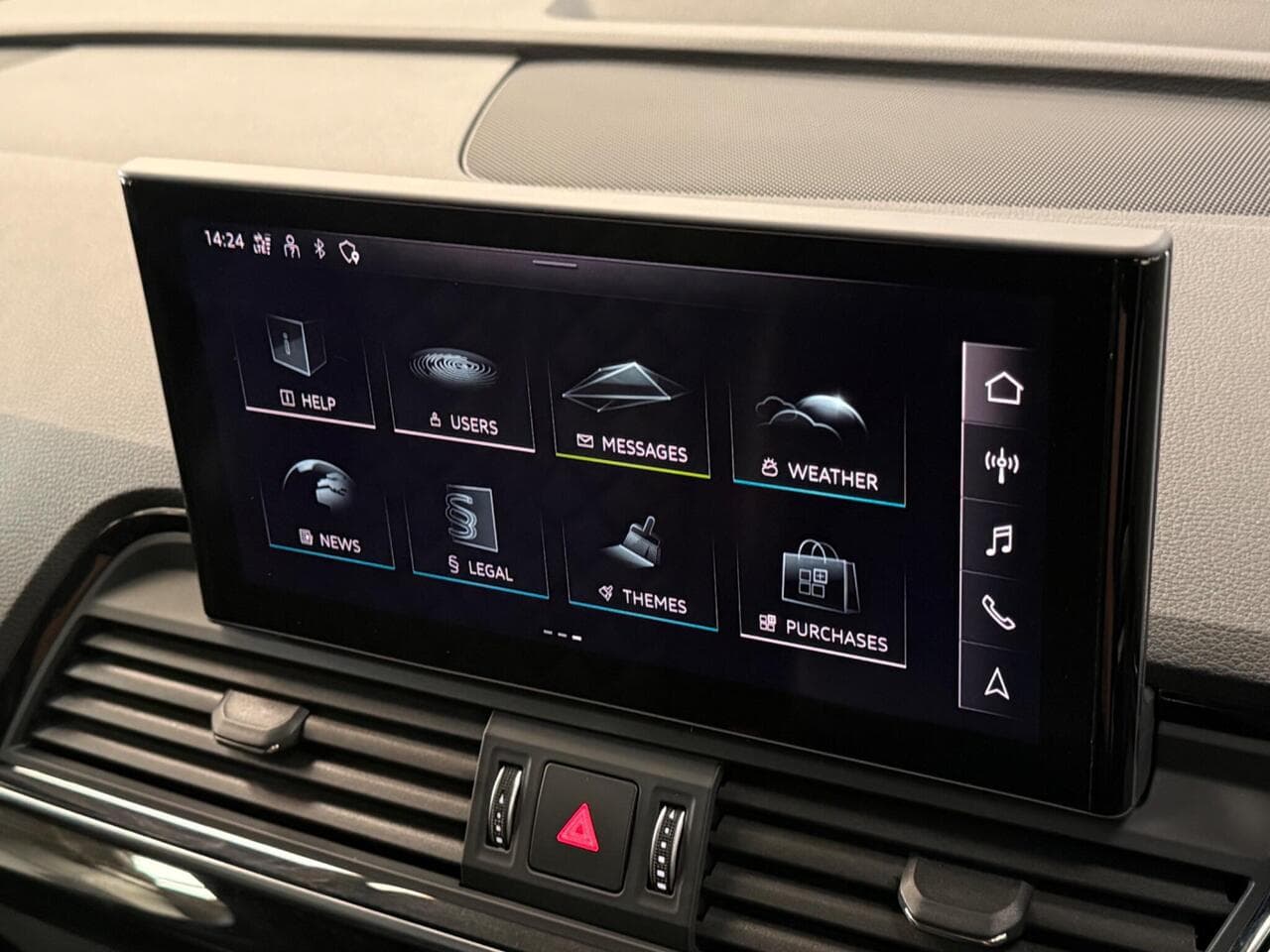 Audi Q5 thumbnail Infotainment System