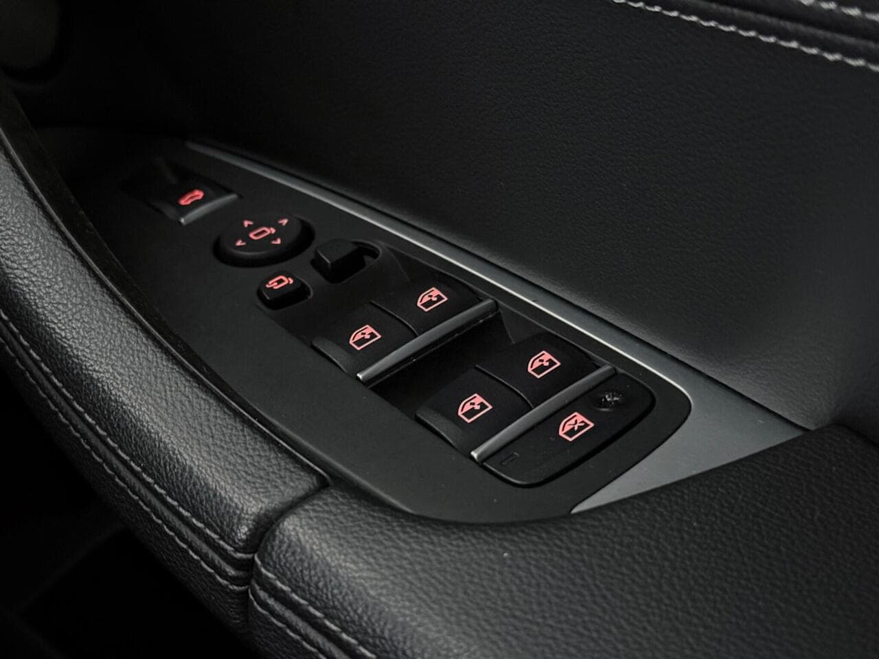 BMW X3 thumbnail Misc Controls