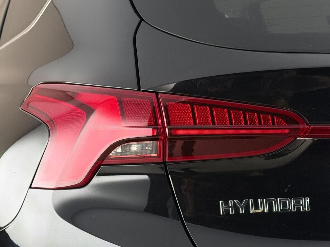 Hyundai Santa Fe thumbnail Lights Rear