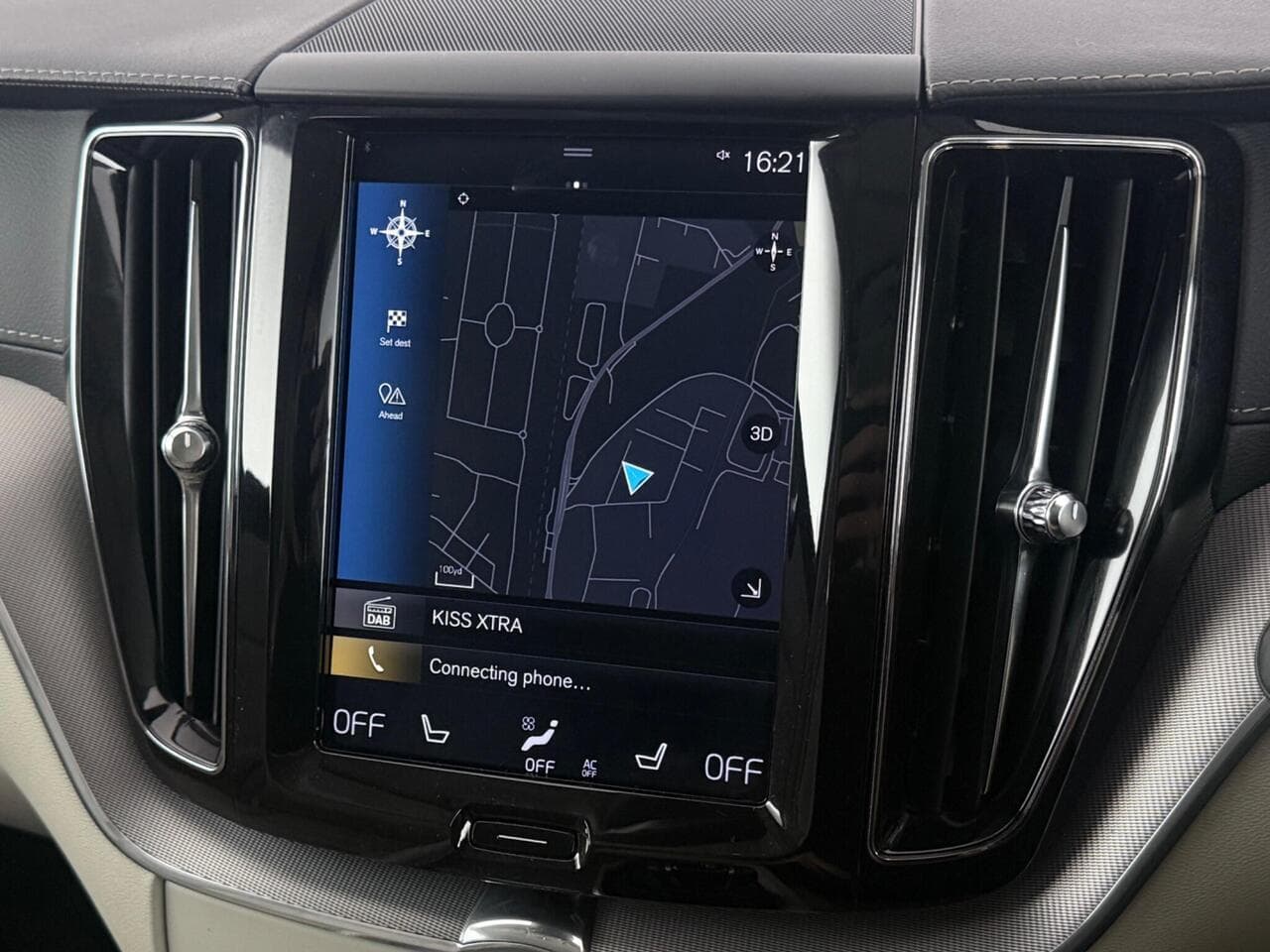 Volvo XC60 thumbnail Infotainment System