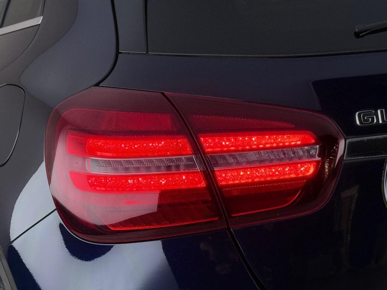 Mercedes-Benz GLA thumbnail Lights Rear