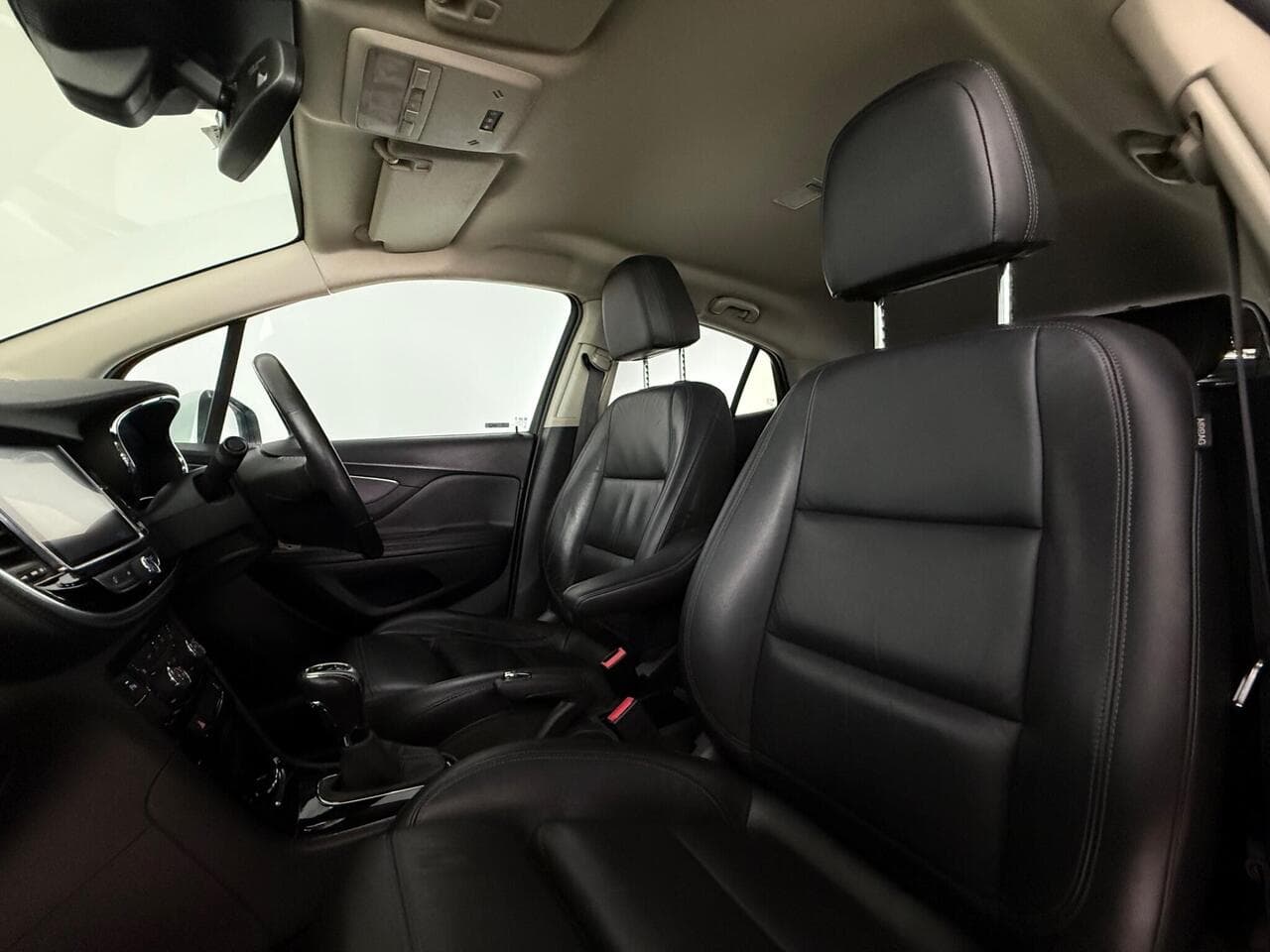 Vauxhall Mokka X thumbnail Seat Front Passenger