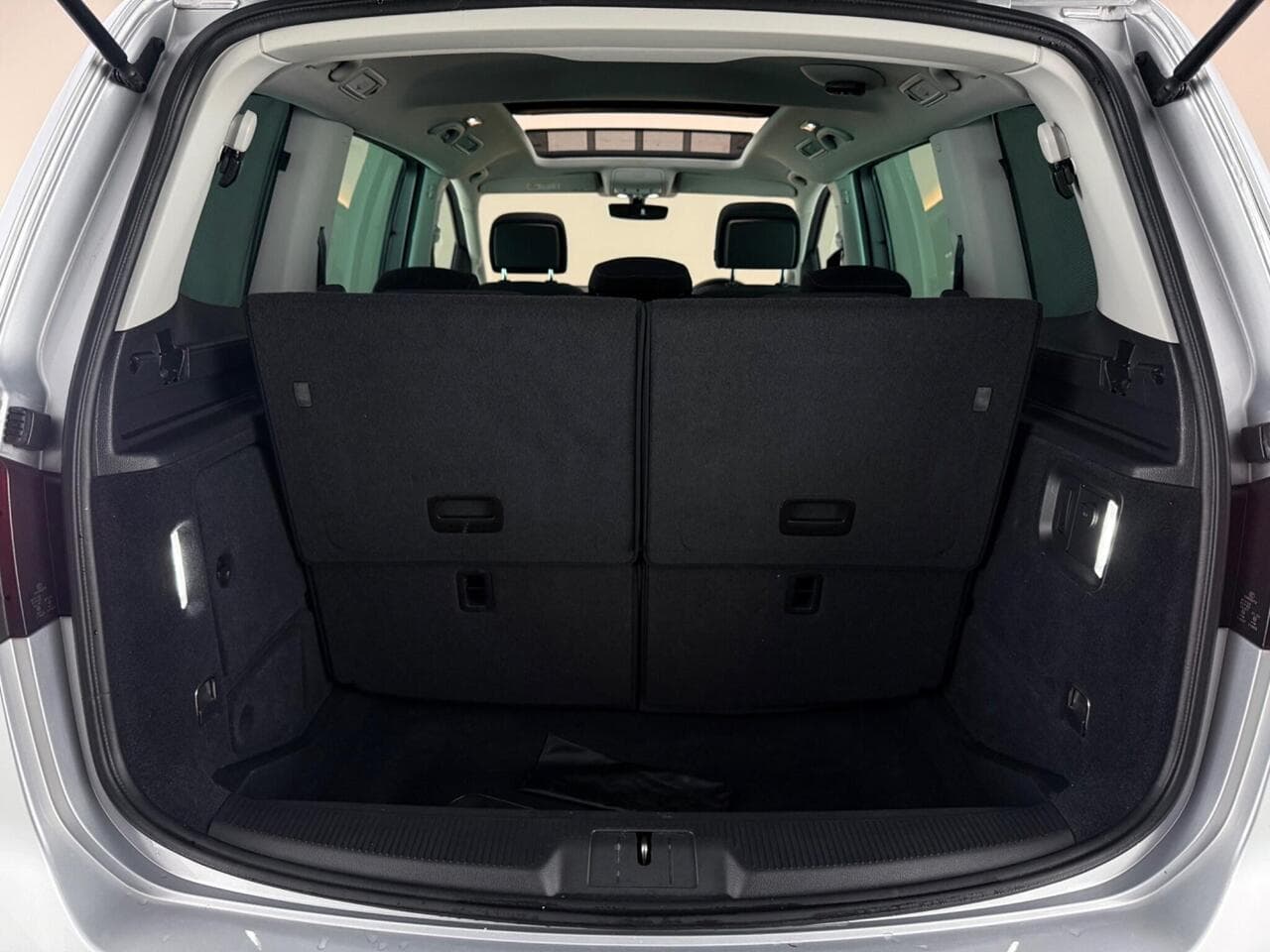 Volkswagen Sharan thumbnail Boot