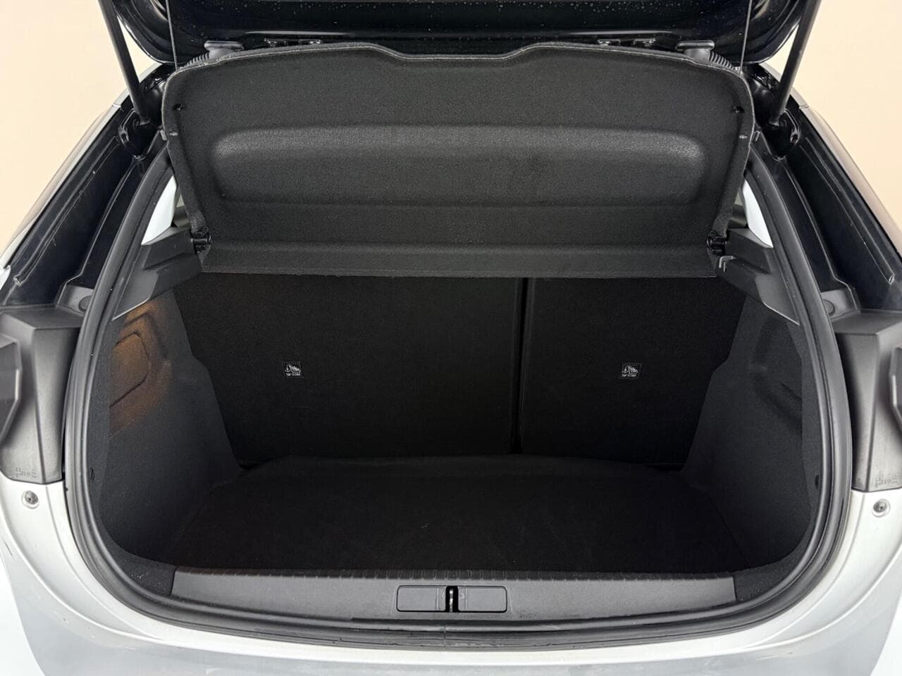 Vauxhall Corsa thumbnail Boot