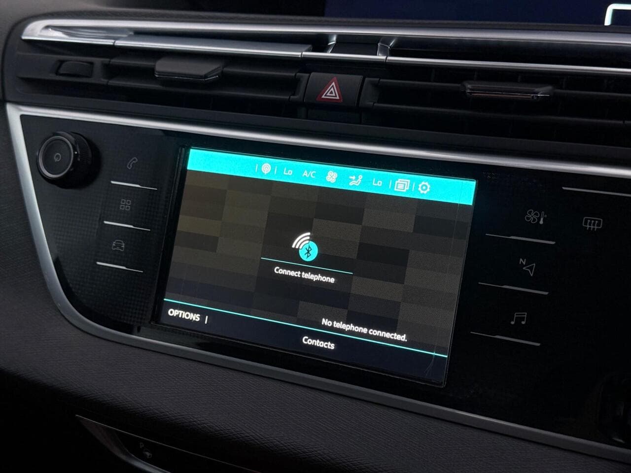 Citroen Grand C4 SpaceTourer thumbnail Infotainment System