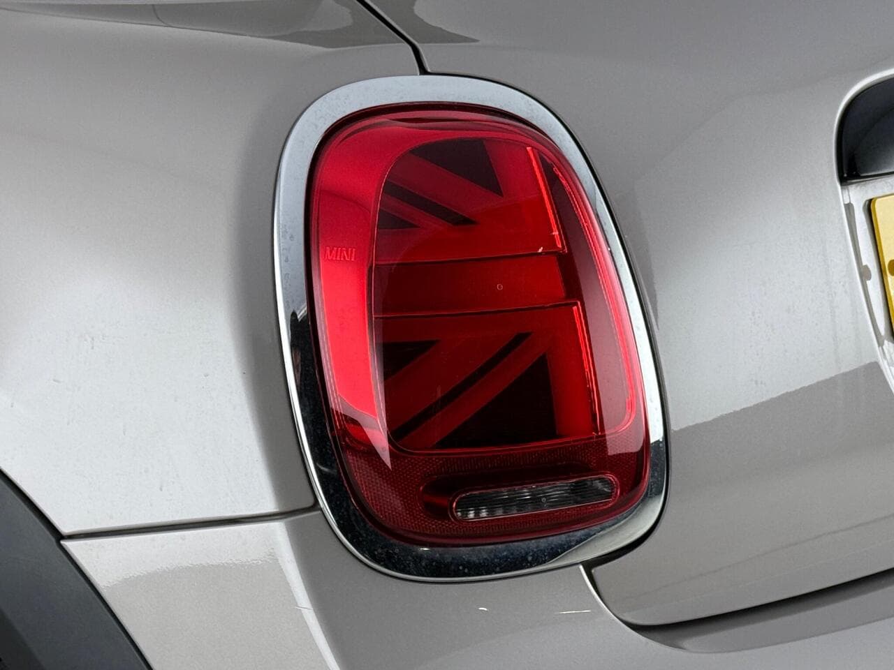MINI Hatch thumbnail Lights Rear