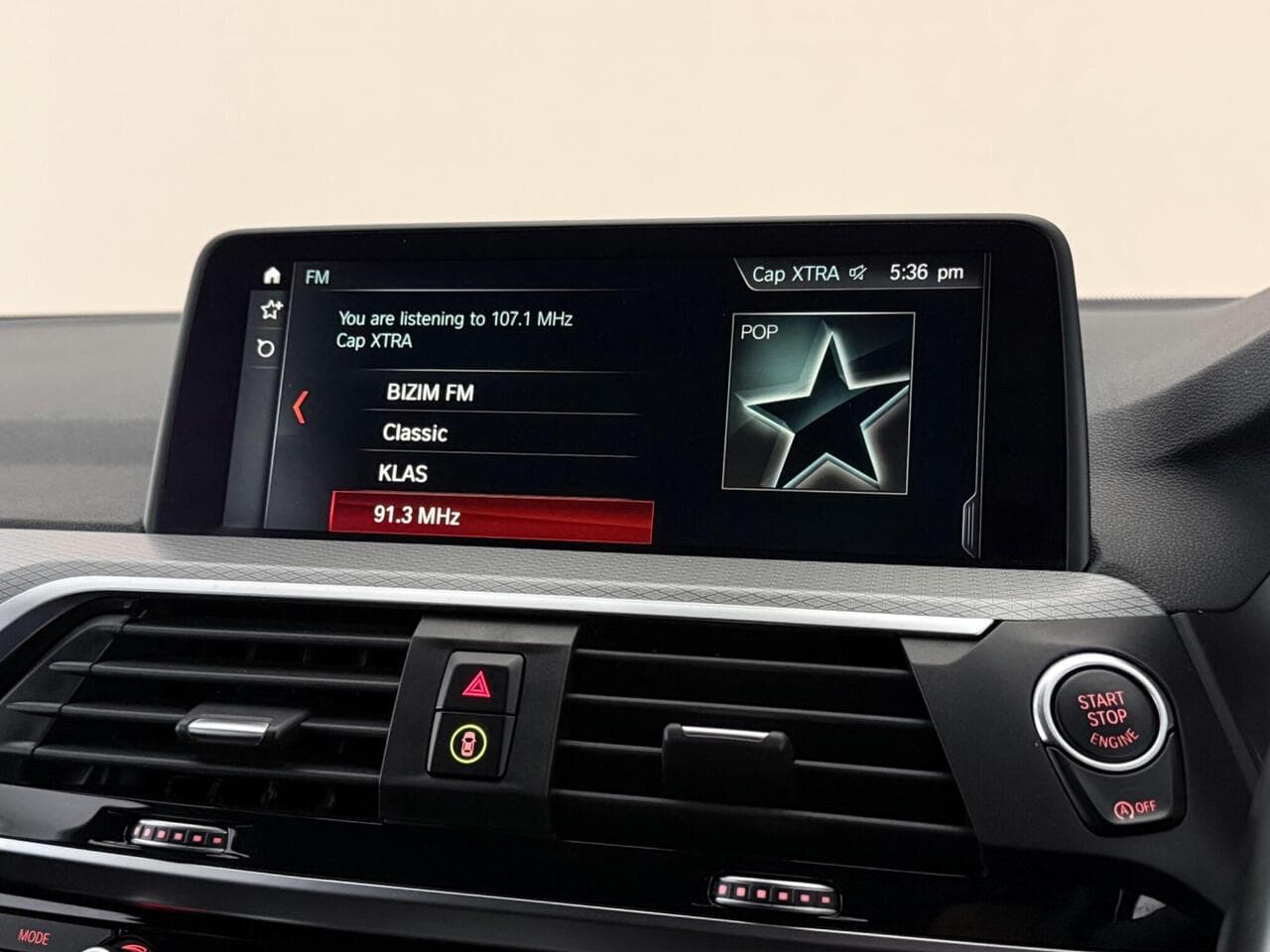 BMW X3 thumbnail Infotainment System